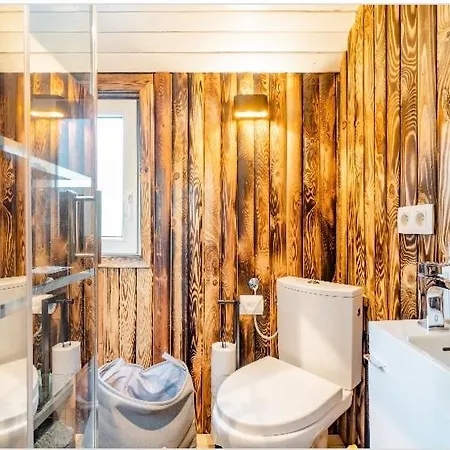 Roulotte Du Puits Avec Jacuzzi Et Sauna Privatif