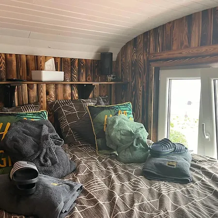 Roulotte Du Puits Avec Jacuzzi Et Sauna Privatif 3* Havinnes